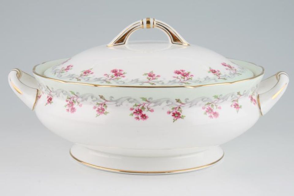 Paragon Bordeaux-Green Vegetable Tureen with Lid