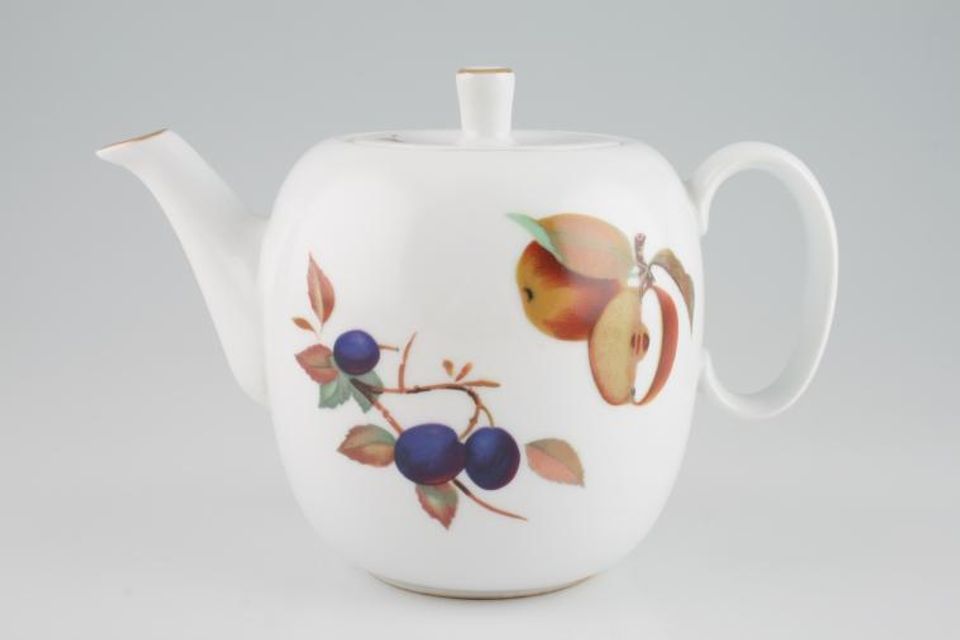 Royal Worcester Evesham - Gold Edge Teapot Severn - gold line in the centre of the handle 1 1/2pt