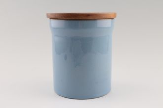 Denby Colonial Blue Storage Jar + Lid Size represents height. size excludes wooden lid 5 1/2"