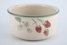 Wedgwood Raspberry Cane - Granada Shape Casserole Dish + Lid Individual, Covered bowl 3/4pt thumb 2