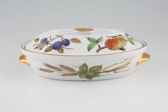 Royal Worcester Evesham - Gold Edge Casserole Dish + Lid Oval, Shape 21, Size 3, Smooth handles, Knob on the lid 1pt