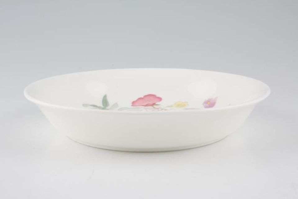 Wedgwood Meadow Sweet Soup / Cereal Bowl 8"