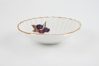 Sell Royal Worcester Evesham - Gold Edge Dish (Giftware) Individual Scallop Shell / Shallow - Blackberries / Redcurrants - Shape 52 Size 3 4 3/4"