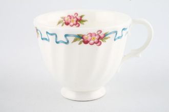 Minton Ribbons and Blossom Coffee Cup Border pattern 2 3/4" x 2 1/4"