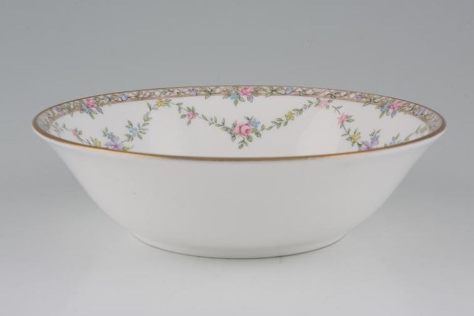 Elizabethan Garland Rose Soup / Cereal Bowl 6 1/2"