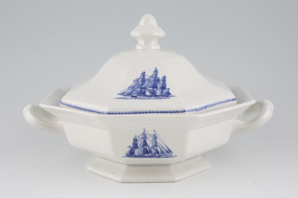 Wedgwood American Clipper - Blue Vegetable Tureen with Lid