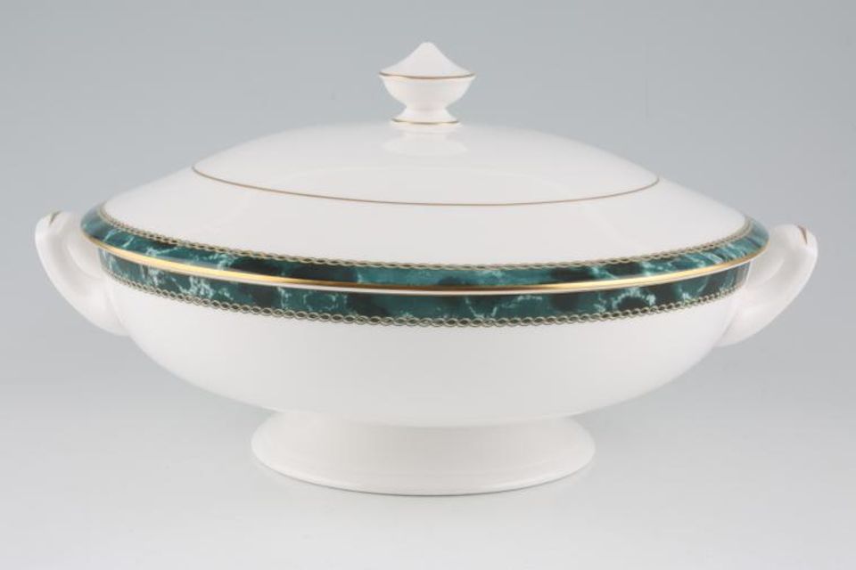 Royal Worcester Medici - Green Vegetable Tureen with Lid no gold on foot