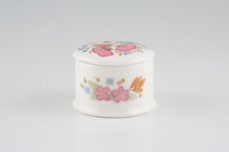 Sell Wedgwood Meadow Sweet Box Round 2" x 1 1/2"
