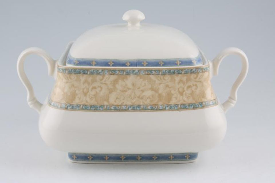 Churchill Ports of Call - Prague Vegetable Tureen with Lid Square / 2 Handles