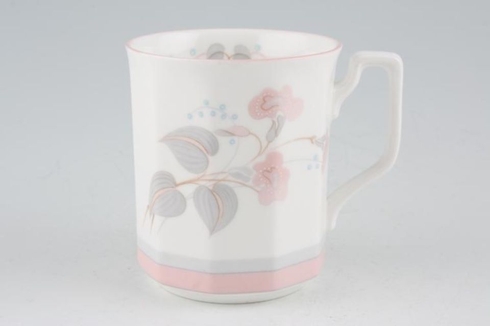 Queens Francine Coffee Cup Straight sided 2 1/2" x 3"