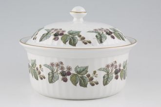Sell Royal Worcester Lavinia - White Casserole Dish + Lid 2 1/2pt