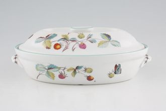 Sell Royal Worcester Strawberry Fair - Green Edge Casserole Dish + Lid Oval, shallow Shape 21 - size 3 , Knob Lid 1pt