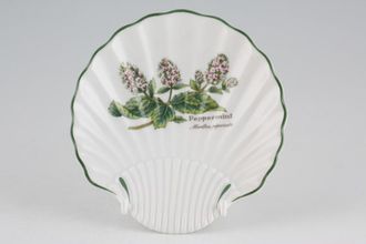 Royal Worcester Worcester Herbs Dish (Giftware) Shell, Peppermint 5 1/2"