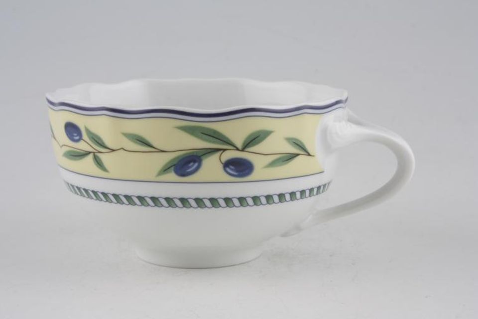 Wedgwood Tuscany Collection Teacup 3 3/4" x 2"