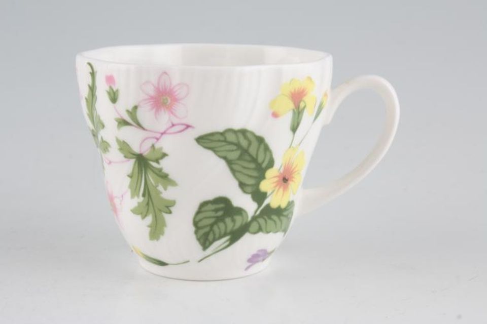 Queens Country Meadow Coffee Cup 2 5/8" x 2 3/8"