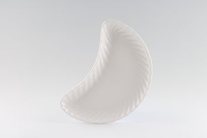 Royal Doulton Cascade - H5073 - White Fluted Crescent