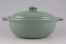 Denby Manor Green Casserole Dish + Lid round - eared 1 3/4pt thumb 1