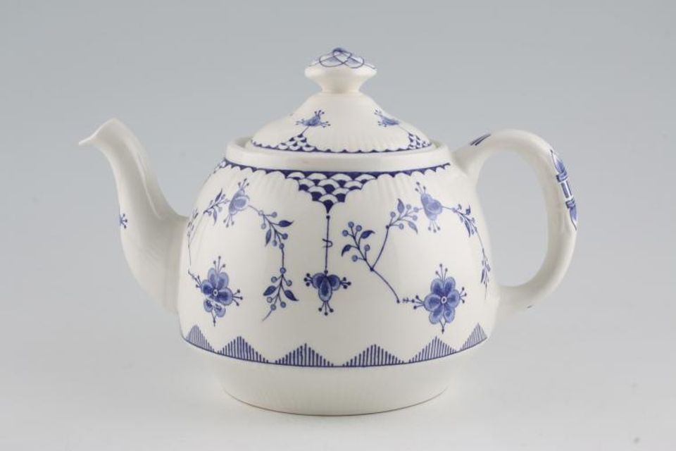 Furnivals Denmark - Blue Teapot No Backstamp 2pt