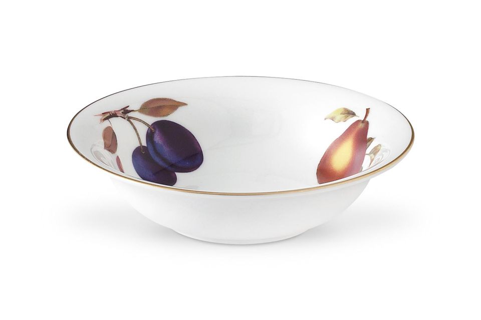 Royal Worcester Evesham - Gold Edge Soup / Cereal Bowl Flared rim - Plum, Pear, Cherry 6 5/8"