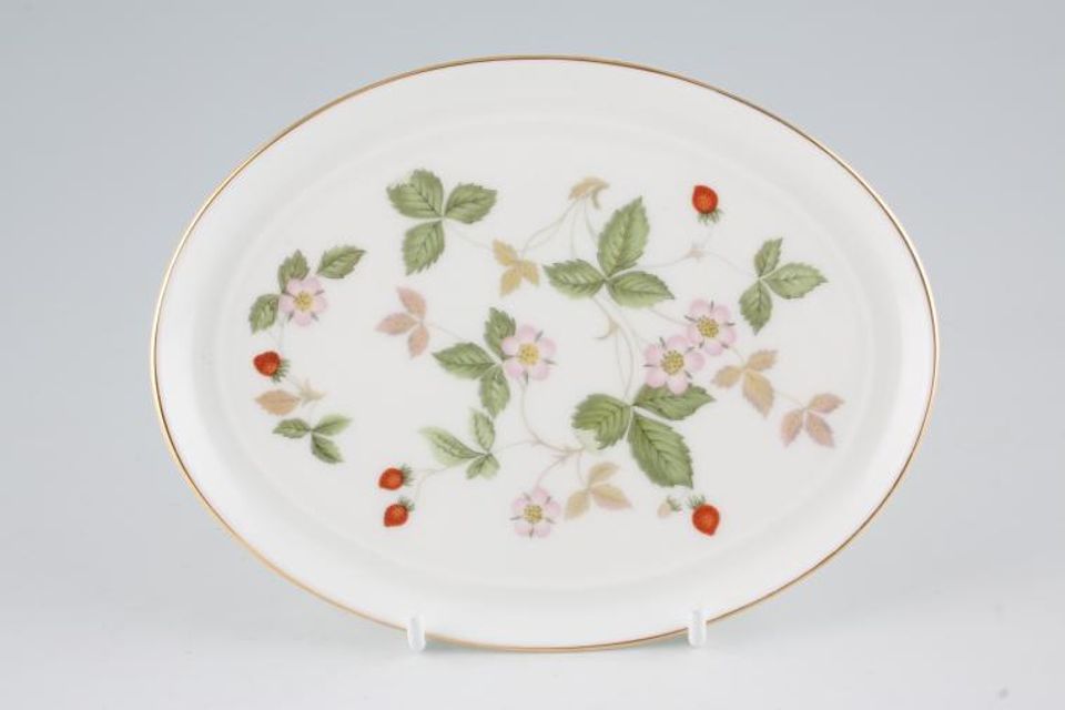 Wedgwood Wild Strawberry Tray (Giftware) Oval 6 1/2"