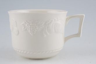 Sell Royal Stafford Lincoln (BHS) Breakfast Cup 3 3/4" x 3"