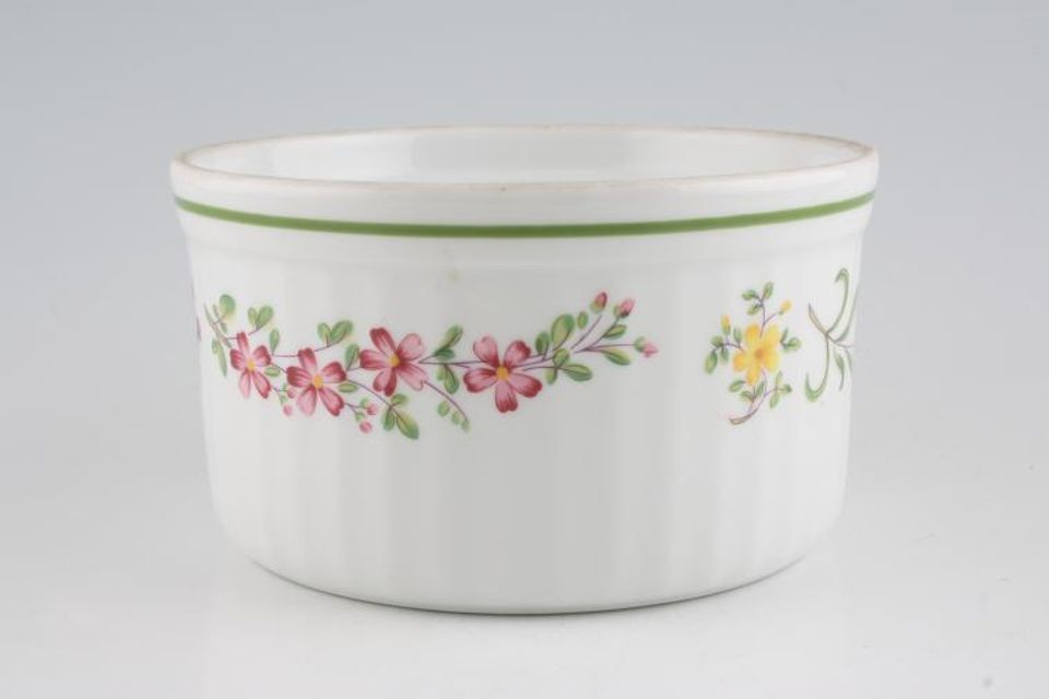 Royal Worcester Fleuri Soufflé Dish Oven-to-Tableware 6 1/4" x 3 1/2"
