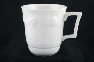 Sell Royal Stafford Lincoln (BHS) Mug 3 3/8" x 3 3/4"