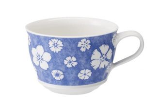 Villeroy & Boch Farmhouse Touch Breakfast Cup Blueflowers 4 1/8" x 2 7/8"