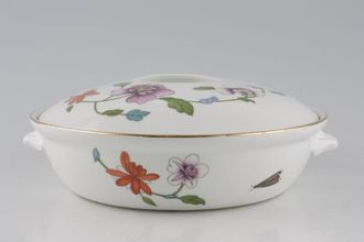 Royal Worcester Astley - Gold Edge Casserole Dish + Lid Shape 22, Size 3 - Round, Fluted Handles, Straight Handle on Lid 1 1/2pt