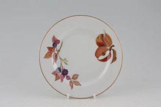 Royal Worcester Evesham - Gold Edge Tea / Side Plate Cut Apple, Blackberry - Newer style with brown shaded apple and leaves. 6 5/8"