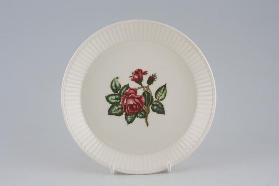 Wedgwood Moss Rose Dish (Giftware) Could be used as side plates 6"