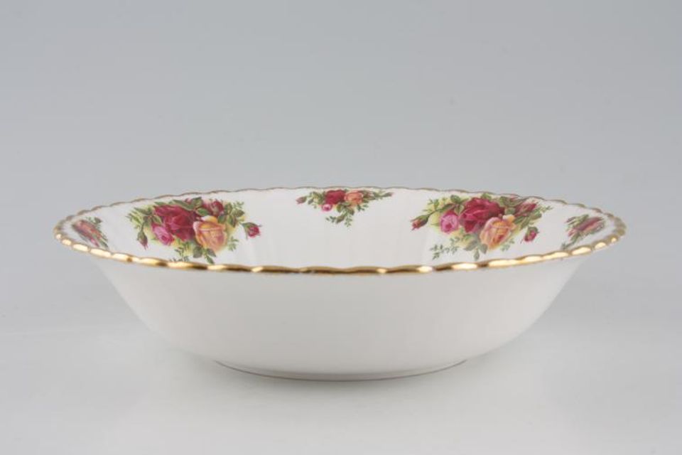 Royal Albert Old Country Roses - Made in England Serving Bowl 9 1/2"