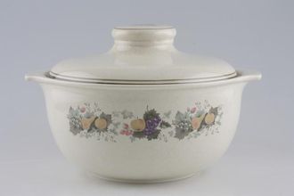 Sell Royal Doulton Harvest Garland - Thick Line - L.S.1018 Casserole Dish + Lid Round - Eared 4pt