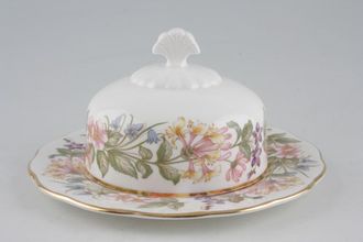 Sell Paragon Country Lane Muffin Dish + Lid Use 6 1/8" Plates as base 6 1/8"