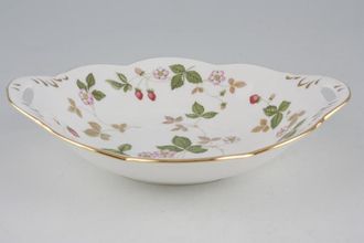 Wedgwood Wild Strawberry Tray (Giftware) Windsor Tray Small Size 7 5/8"