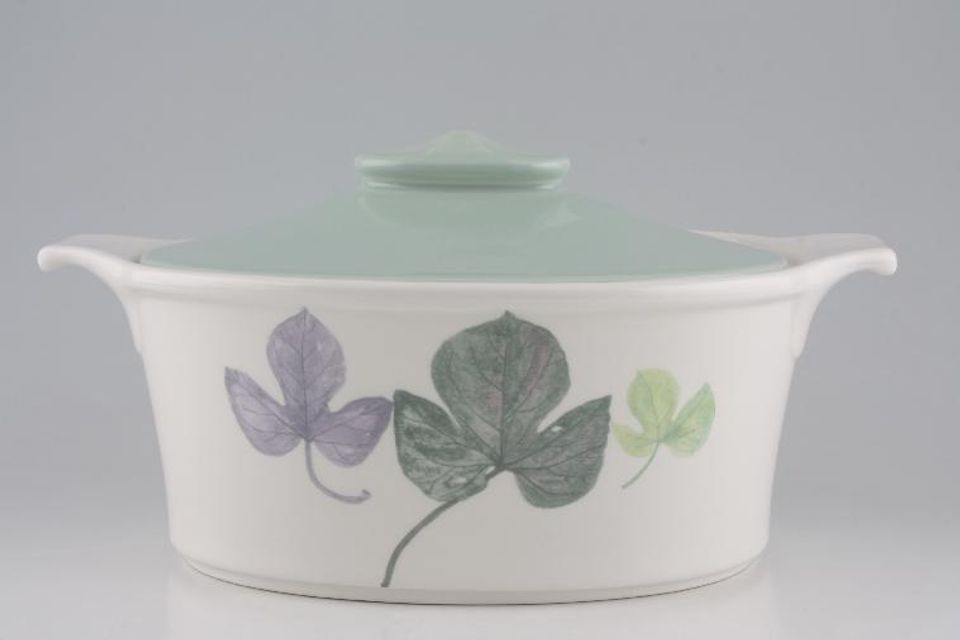 Portmeirion Seasons Collection - Leaves Casserole Dish + Lid Large 4pt