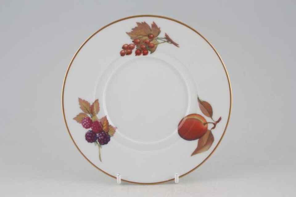 Royal Worcester Evesham - Gold Edge Tea Saucer 3 1/8" well for straight sided cup. Redcurrants, Blackberry, Peach 6 1/4"