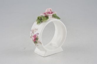 Royal Albert Lavender Rose Napkin Ring Round - Modelled flower on top