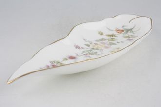 Sell Wedgwood Mirabelle R4537 Tray (Giftware) Narrow leaf tray 9 1/4"