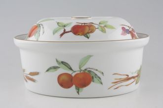 Royal Worcester Evesham - Gold Edge Casserole Dish + Lid NEW STYLE Oval, Shape 24, Size 4, No handles - Fruits can Vary. (Gold line on lid rather than full gold) 4pt