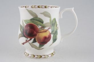 Queens Hookers Fruit Mug American Peach - Craftsman Shape 3 1/8" x 3 1/2"