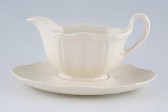 Wedgwood Queen's Plain - Queen's Shape Sauce Boat and Stand Fixed