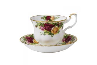 Sell Royal Albert Old Country Roses Teacup & Saucer Boxed