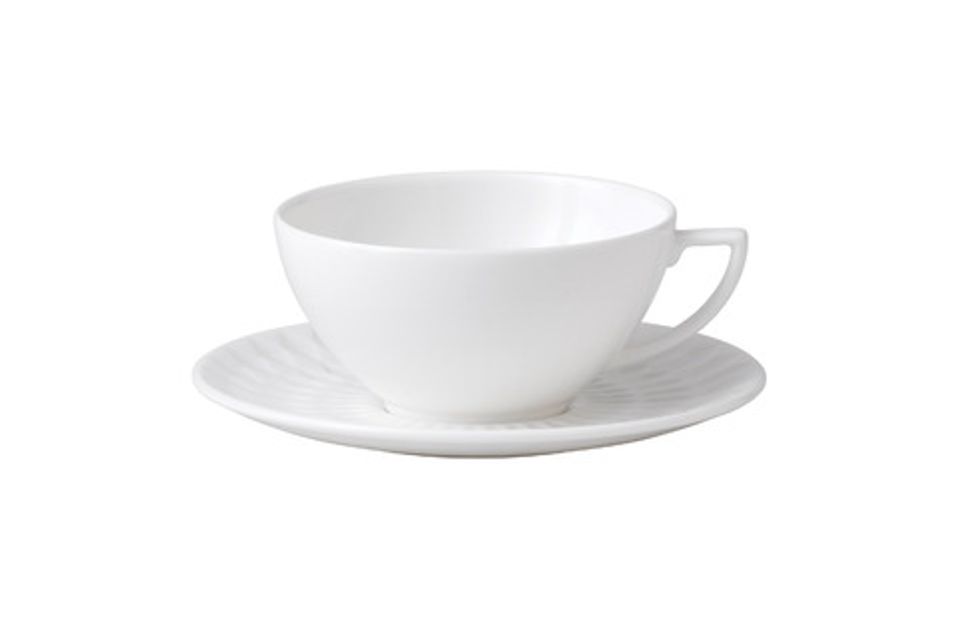 Jasper Conran for Wedgwood Diamond Embossed Tea Saucer Saucer only 5 3/4"