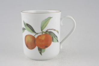 Royal Worcester Evesham - Gold Edge Mug Oranges and Blackcurrant 3 1/8" x 3 1/2"