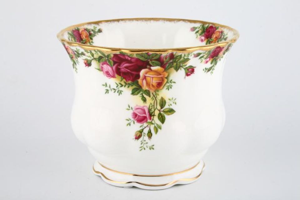 Royal Albert Old Country Roses - Made in England Plant Holder 5 1/8" x 4 1/8"