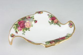 Sell Royal Albert Old Country Roses - Made in England Dish (Giftware) Leaf dish 6 3/4" x 5 1/4"