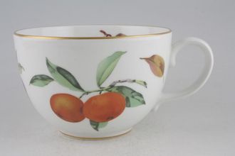 Royal Worcester Evesham - Gold Edge Jumbo Cup Gold Line on Centre of Handle 5 1/4" x 3 1/2"