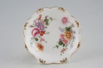 Royal Crown Derby Derby Posies - Various Backstamps Dish (Giftware) Flowers may vary, Round - eight petal shape 4 1/2"