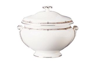 Sell Wedgwood Amherst Soup Tureen + Lid